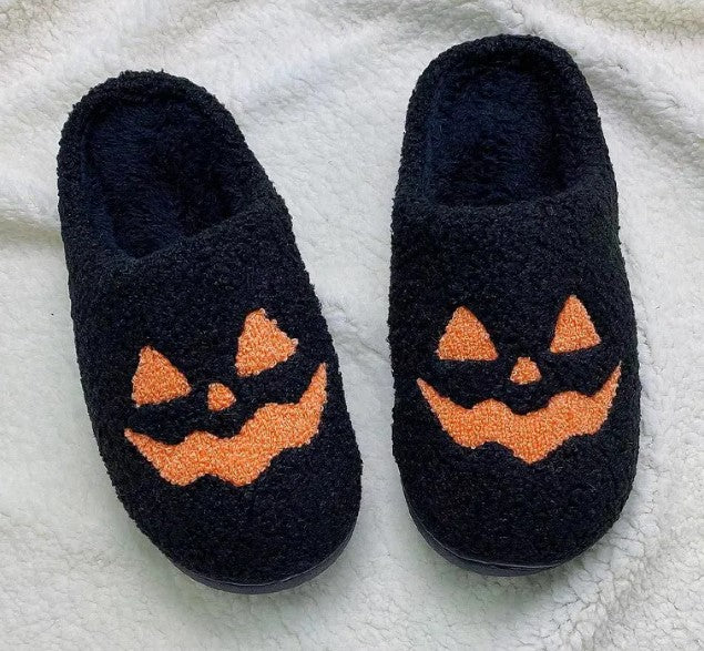 Halloween Hausschuhe – Kuschelige Indoor-Slipper